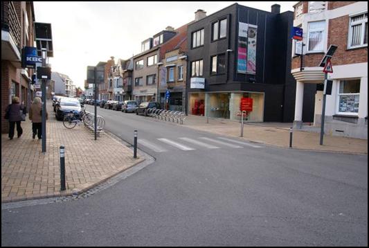 Er wordt gezorgd voor voldoende fietsparkeervoorzieningen zodat het centrum ontlast wordt van lukraak geparkeerde fietsen.